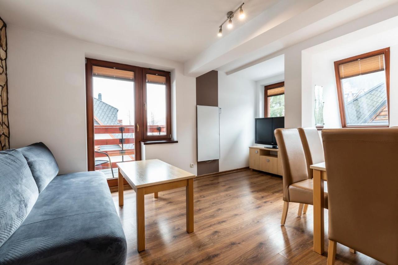 Udanypobyt Apartamenty Przy Dolinach E I F Kościelisko Eksteriør billede