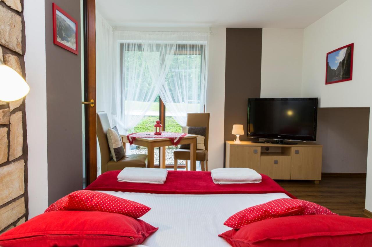 Udanypobyt Apartamenty Przy Dolinach E I F Kościelisko Eksteriør billede